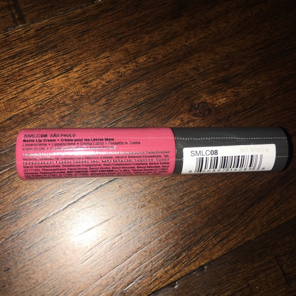 New Nyx soft matte lip cream 0.27 oz/ml sample sz - Picture 3 of 4
